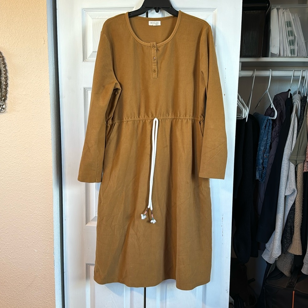 Roolee mom dress breastfeeding friendly